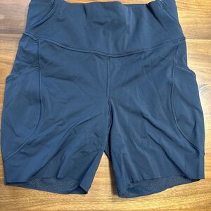 Lululemon Fast and Free HR Short 6” Size 8 (Worn once)